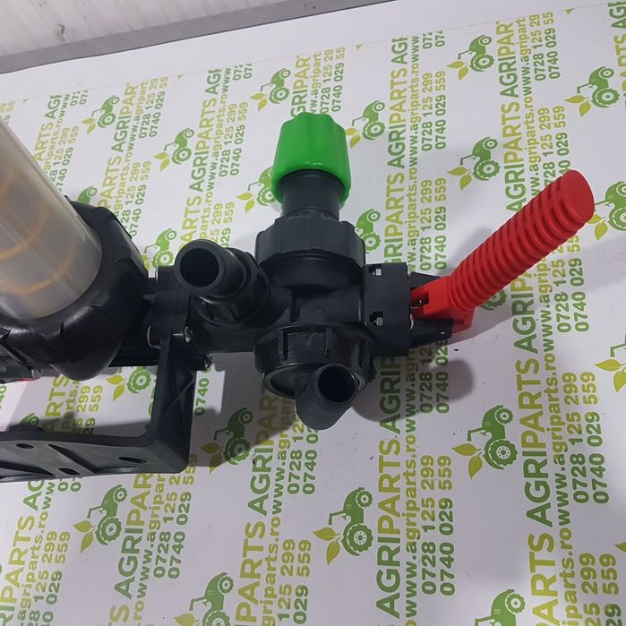 Distribuitor erbicidat cu filtru 4 canale