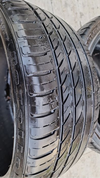 Anvelope/Cauciucuri 235/35 R19 Rotala F105