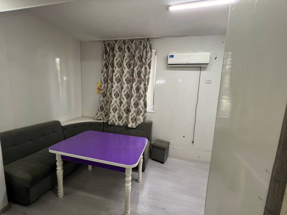 Сдается 3x комнатная квартира
C  обстановкой в горде Алмалыке