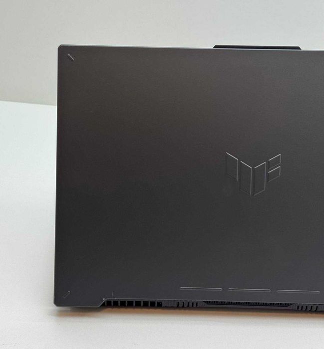 Asus TUF Gaming F17 — i9 13900H / DDR4 16GB / RTX 4060 8GB