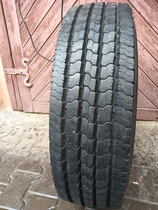 Vând anvelopă camion 205/75R17.5