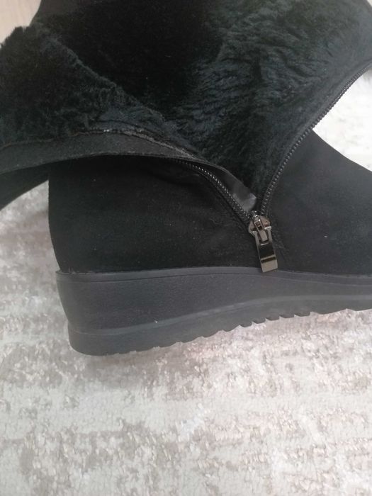 Женские зимние сапоги