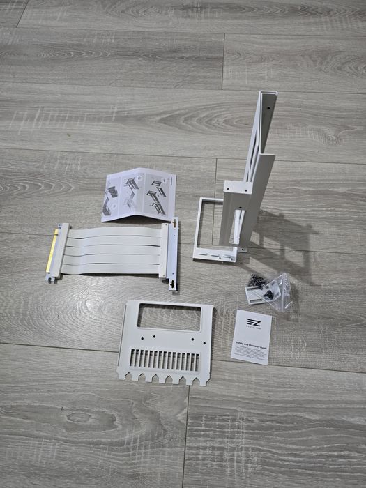 Suport vertical GPU EZDIY-FAB PCIe 4.0 X16 Gen4 – Alb