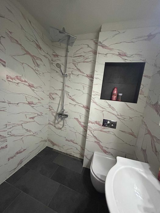 Тристаен апартамент в Манастирски ливади на ул.Иван Сусанин и гараж