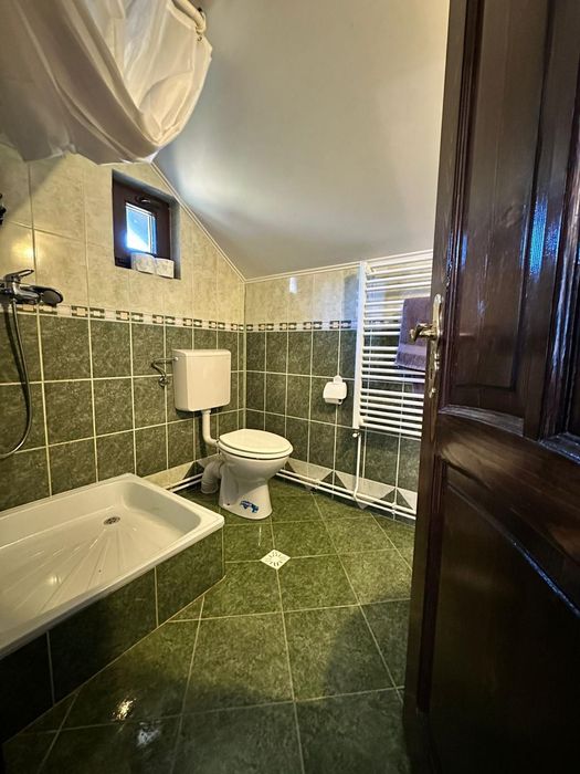 Vând casa de vacanță Porumbacu de Sus