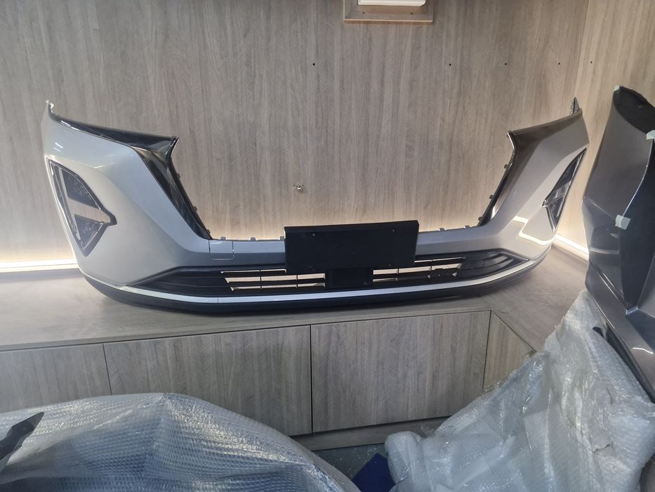 Передний бампер на Jetour X70