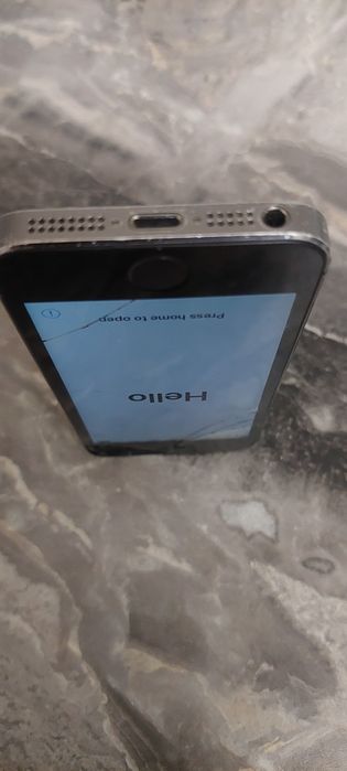 Vind Iphone 5S functional pentru Piese.