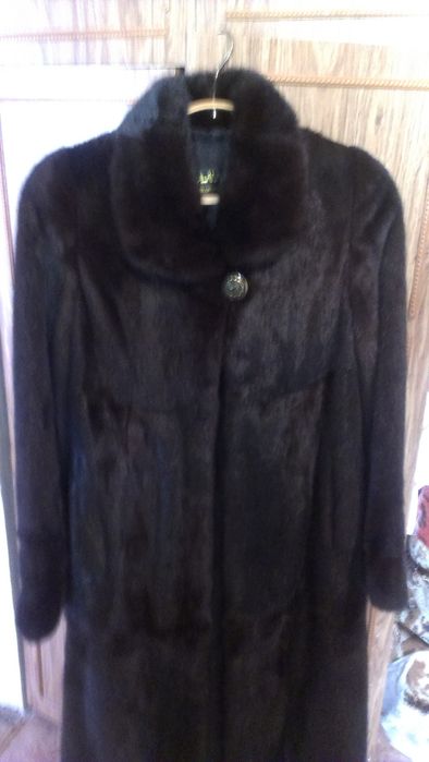 Продам норковую шубу