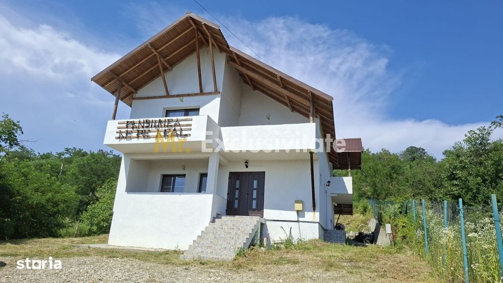 Casă-Pensiune Agroturistica spatioasa P+M Budeasa cu vedere la lac