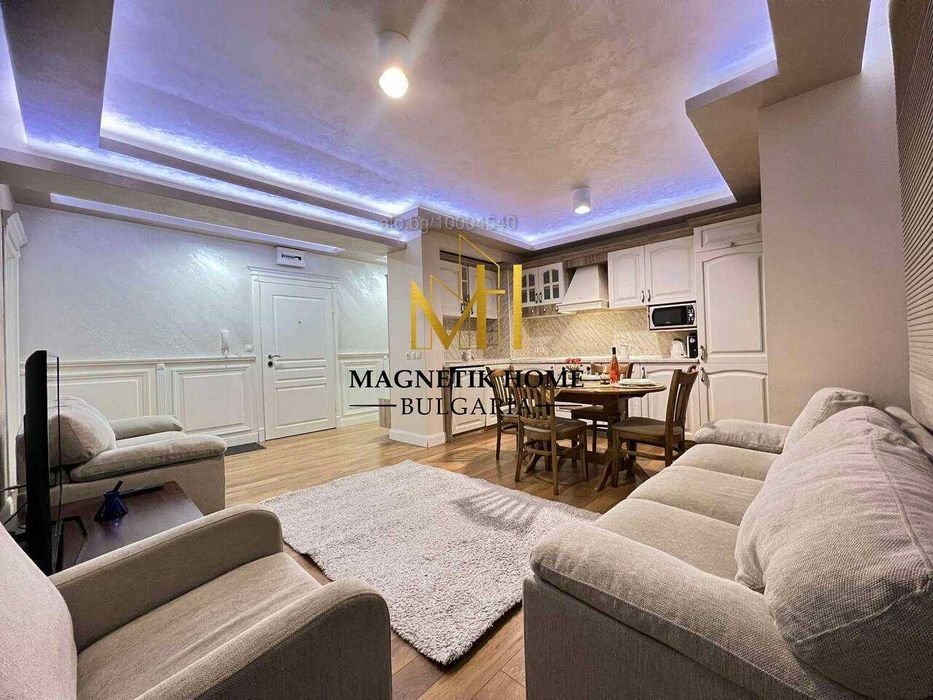 Дава се под наем Тристаен апартамент в Бургас, Център - 100 кв.м за 1224 € - Снимка #11