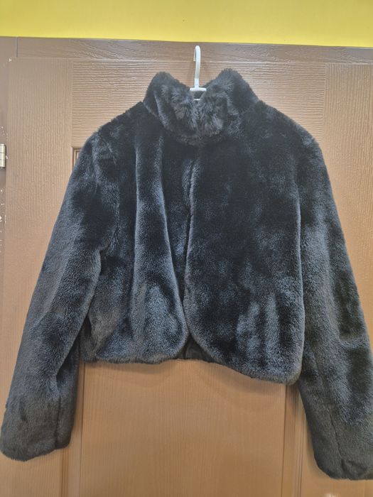 Пухено палтенце черно