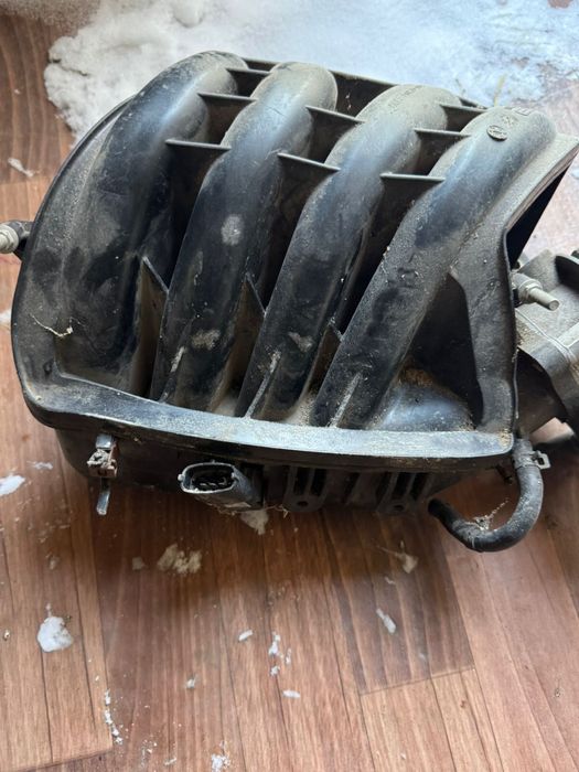 Продам запчасти Lada Largus