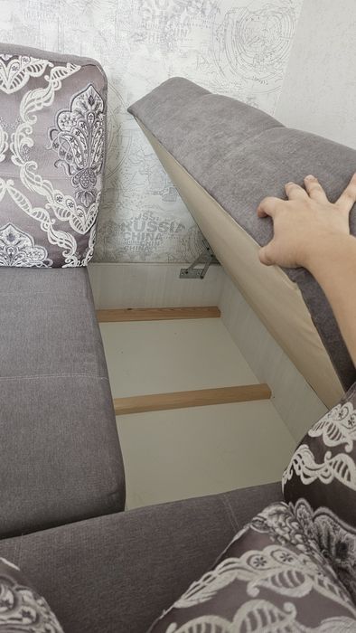 Продам диван раздвижной