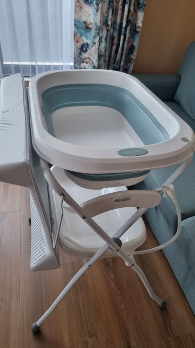 Сгъваеми вана и повивалник 2 в 1