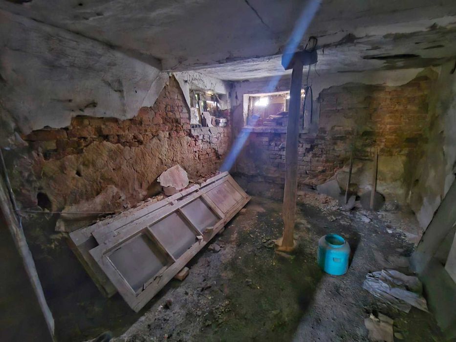 Къща в гр. Кнежа !