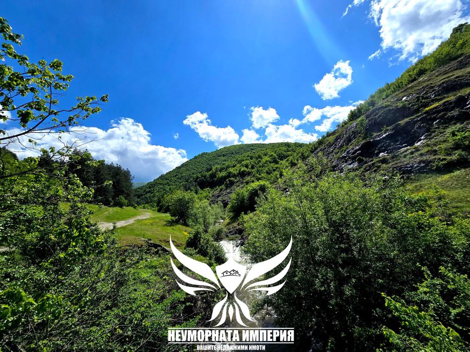 Продавам 2бр. парцели 1890кв.м в с.Тополово, общ.Асеновград статут УПИ