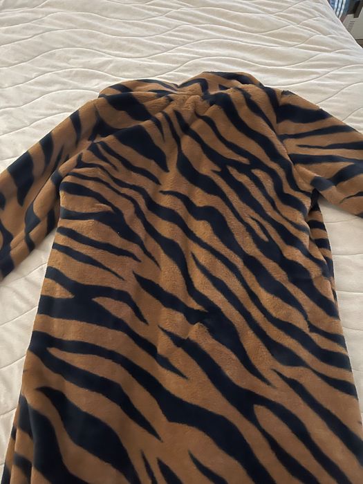 Пухено дамско яке