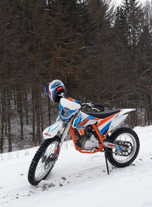 Vand cross Kayo K2, 223 cc, 4 timpi, racit cu aer, neinmatriculabil