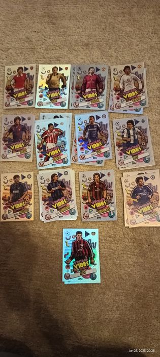 Vând cartonașe Topps Match Attax UCC 24/25