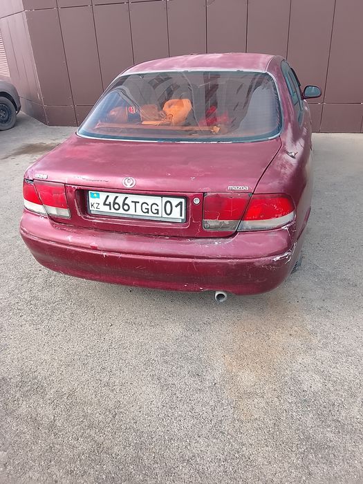Продам мазда кронос.