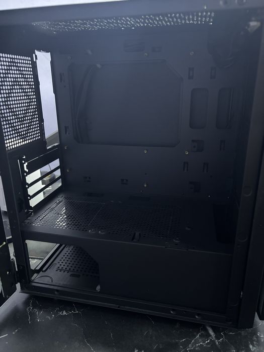 Корпус для пк cougar