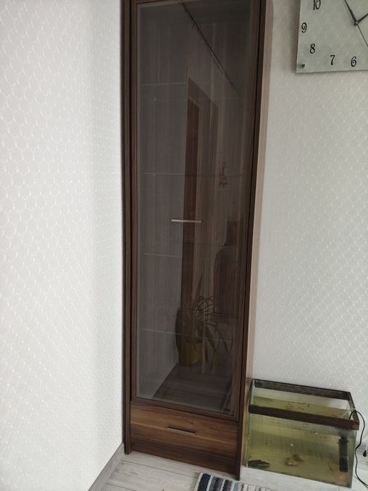 Продам шкаф можно для посуды