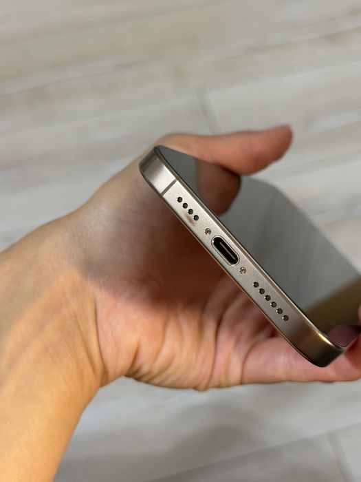 Iphone 16 Pro Max Desert titanium 512gb