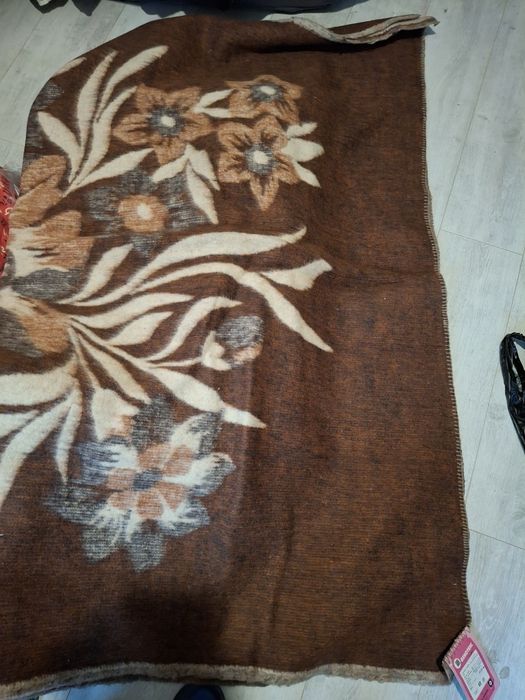 Родопски вълнени одеяла