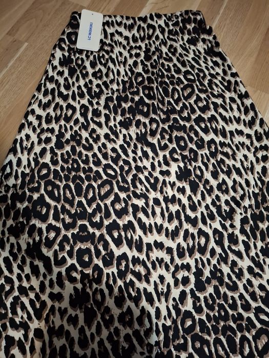 Fusta noua animal print marimea S