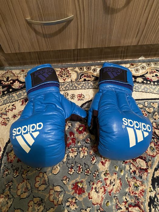 Перчатки рукопашного боя