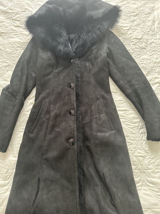 Продам черную дубленку