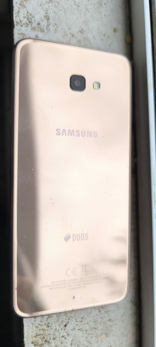 Samsung Galaxy J4+ cu cablu și încărcător