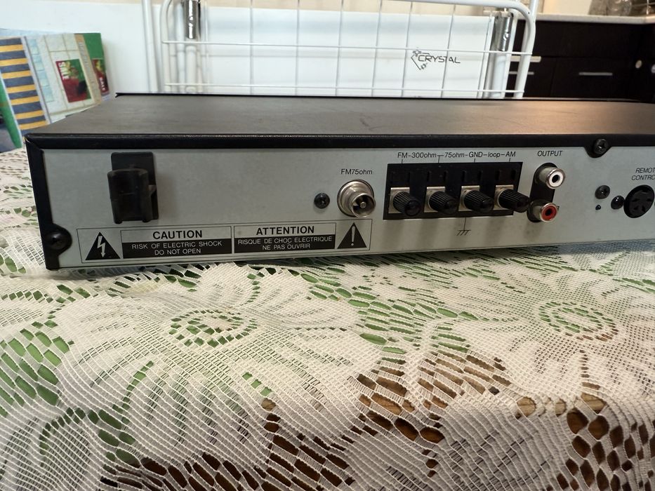 Luxman T-100l FM Тунер