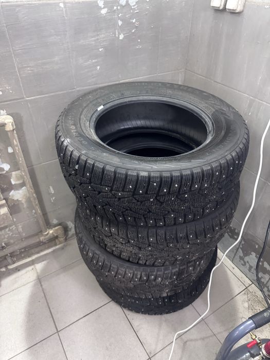 Продам зимние шины 225/60/16