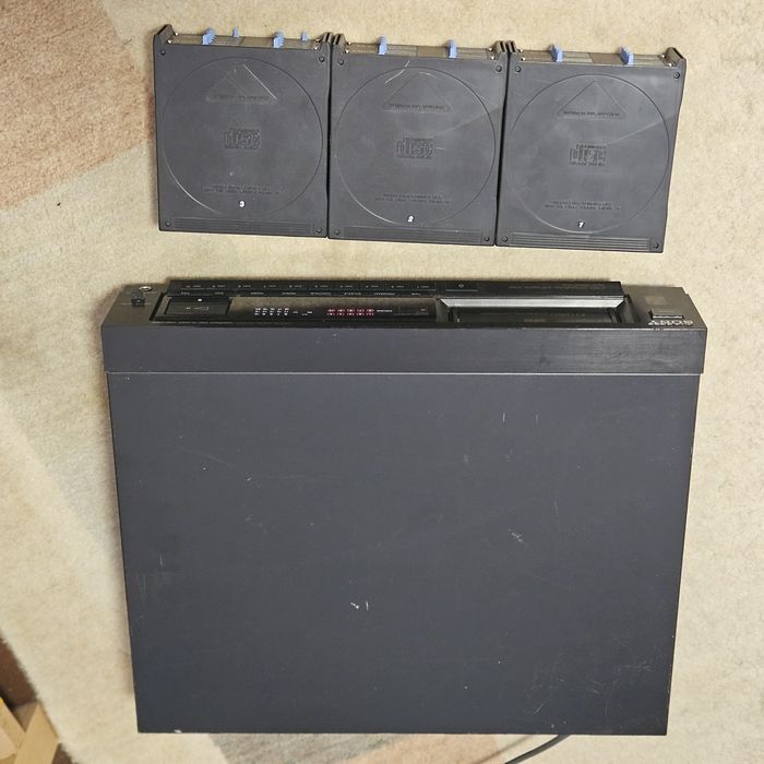 Sony CDP-C900 + 3 magazii XA-10B