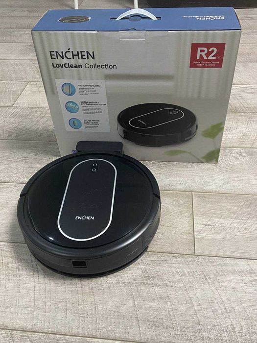 Продаю робот-пылесос