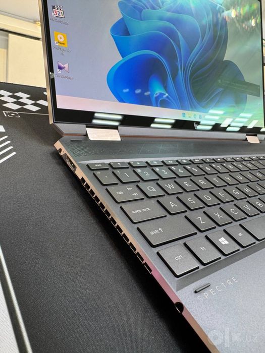HP Spectre x360 2в1