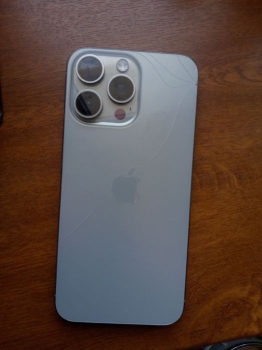 Iphone 15 pro max sotiladi