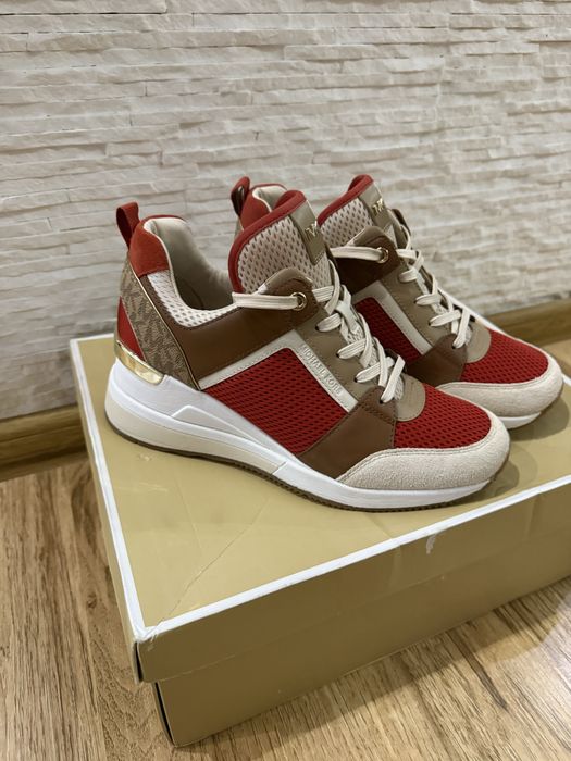 УНИКАЛНИ Michael Kors Original 38,5 номер