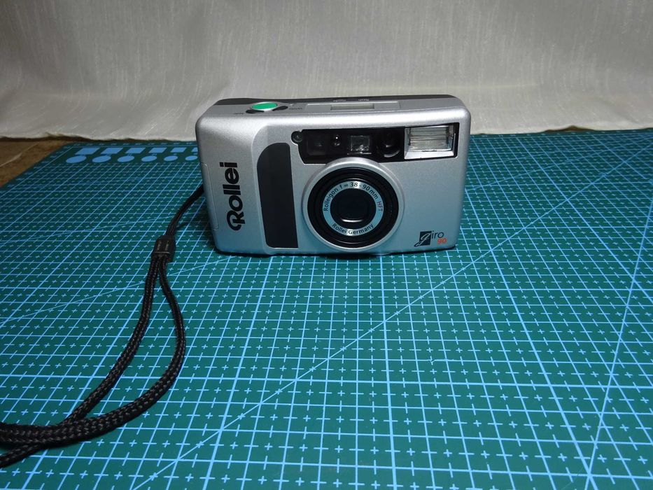 Aparat foto compact pe film 35mm Rollei Giro 90