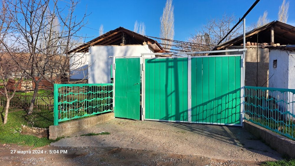 СРОЧНО 30 соток. Дачабоп хавоси тоза, ёзда салкин, 4 та дача курса бол