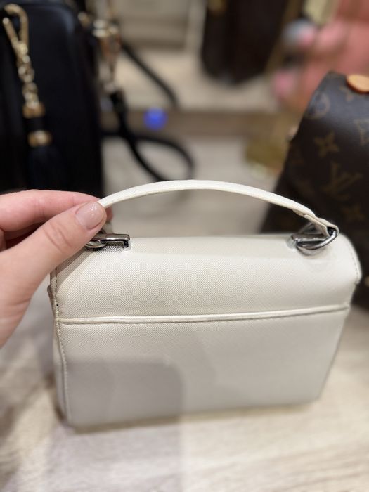 Сумки Michael Kors Ava, LV Pochette Metis