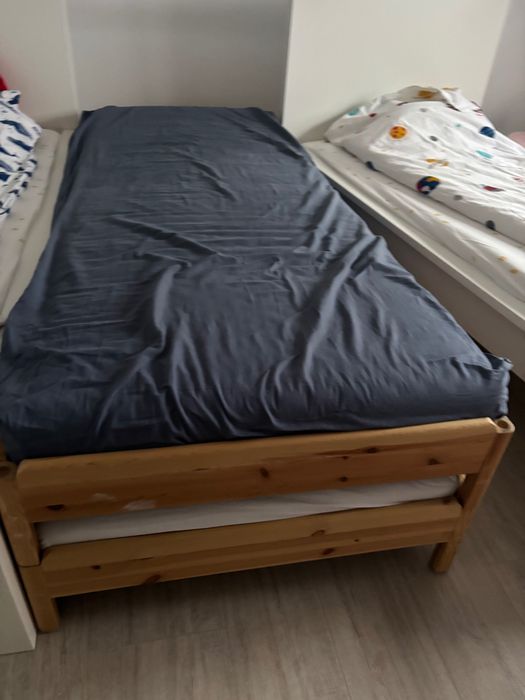 Pat stivuibil IKEA UTÅKER – stare excelentă