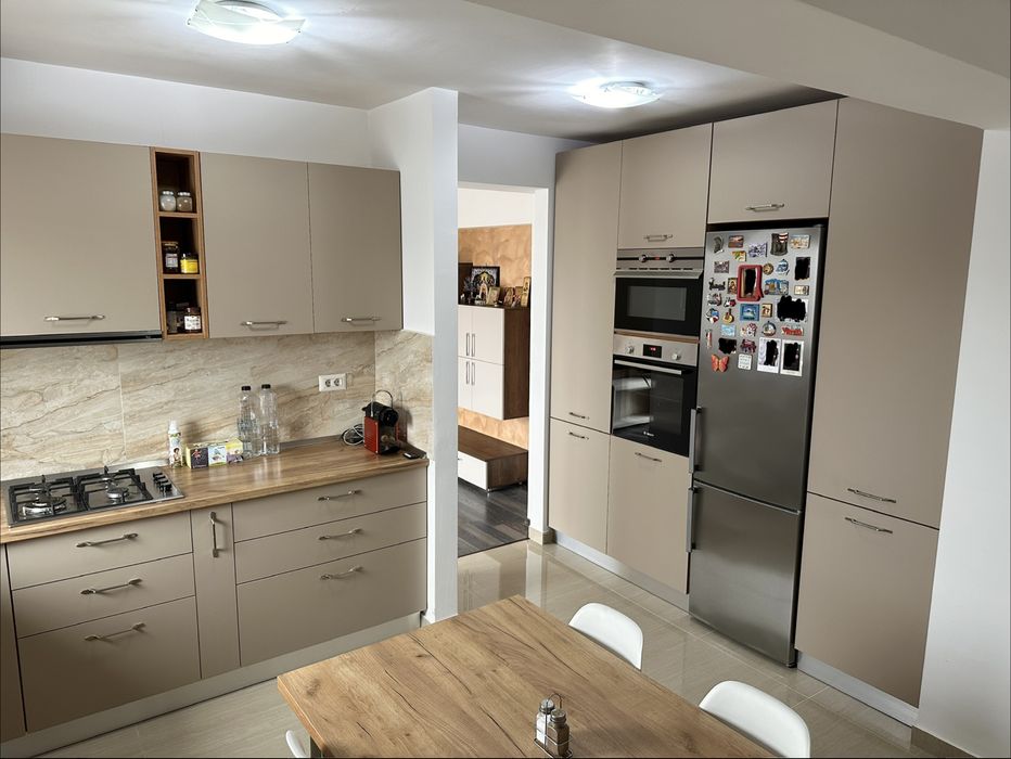 Apartament 89mp mobilat cu loc parcare si terasa 16mp