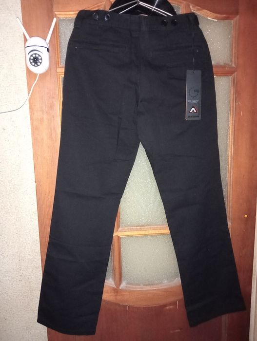 Продам мужские брюки.