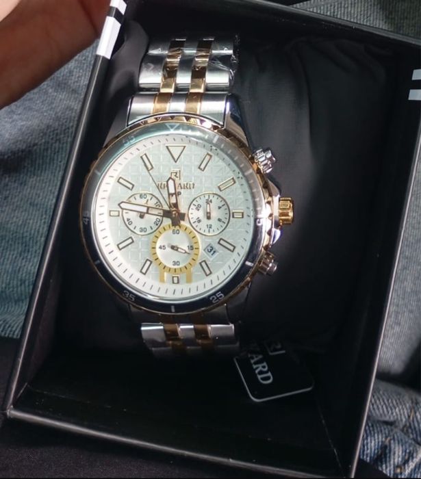 Новые часы не использованые