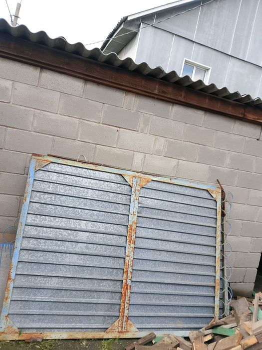 Продам ворота с калиткой