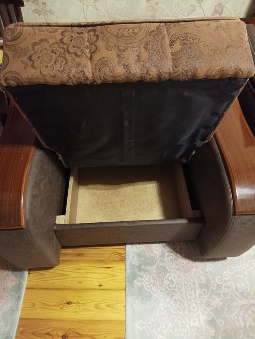 Диван и 2 кресла