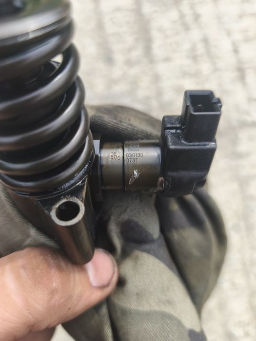 Injectoare Audi Seat Skoda Volkswagen 2.0 tdi BMR BMN 170cp 03G130073T