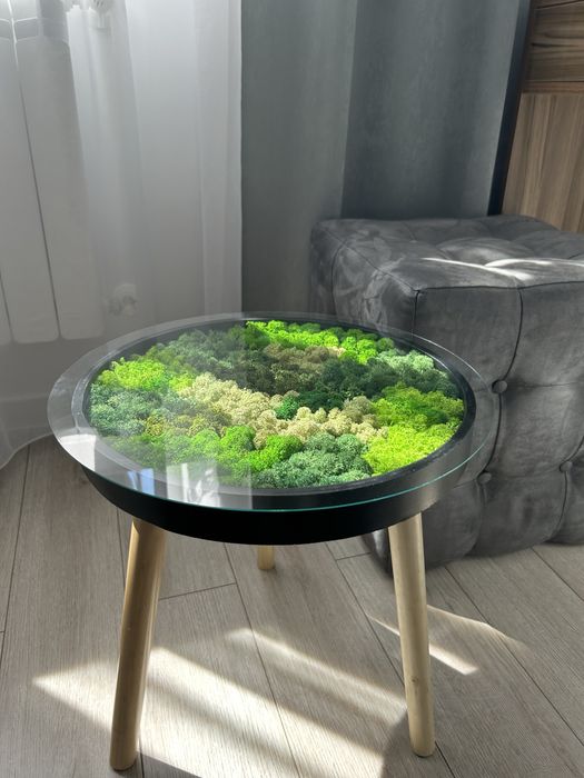 Маса със скандинвски мъх